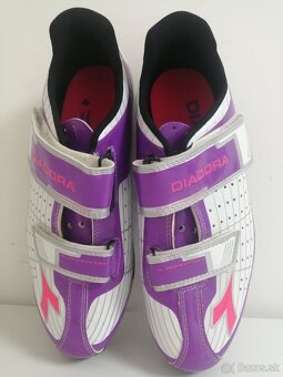 DIADORA - 8