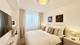 JUH - PRI AUPARKU - 2 IZBOVÝ BYT KOMPLETNE ZARIADENÝ . - 8