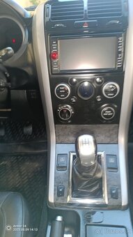 SUZUKI GRAND VITARA 1,9 DDiS 4x4 r.v.2011 KOŽA NAVIGÁCIA - 8
