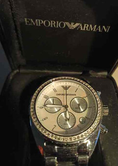 Dámske náramkové hodiny – originál - 8