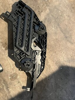 Predám náhradné diely na Octaviu,Fábiu,Superb - 8