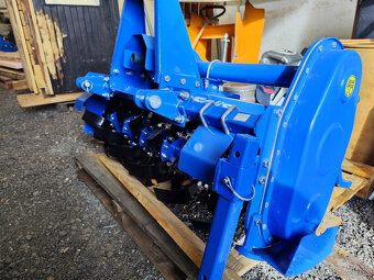 Traktor Solis 16 4WD - 8