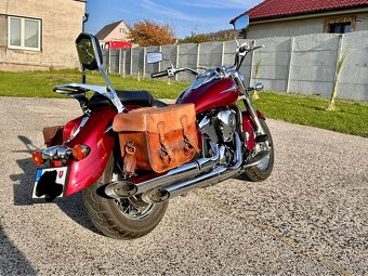 Kawasaki VN 900 - 8