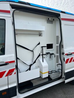 VW Crafter - 2.0 TDI Sanitné vozidlo - DSG - 8