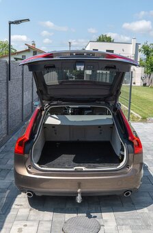 VOLVO V90 2.0 D4, 140KW, A/T - 8