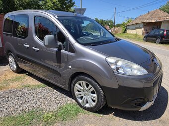 Peugeot Partner Tepee 1.6 e-HDi 5 miest mod. 2011 - 8