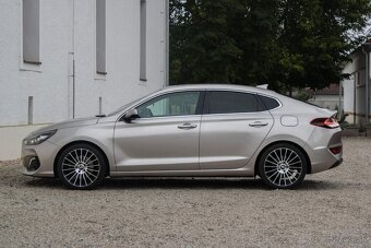 Hyundai i30 Fastback 1.4 T-GDi Style-AJ NA SPLÁTKY/PROTIÚČET - 8