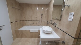 Ponúkam na prenájom väčší 2 izb. byt,Bajkalská, BA - Ružinov - 8