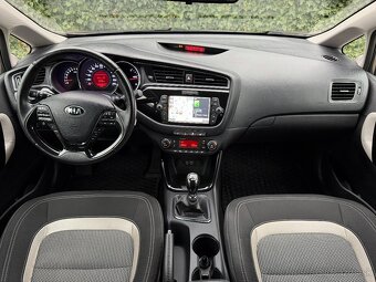 Kia Ceed 1.4i facelift 2016 Gold+ Navi Výhrev Kamera SR auto - 8