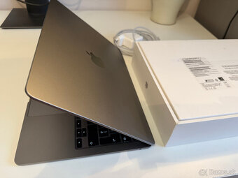 MacBook Air 13 - M2(2024)-Space Gray, 8GB/256 GB - 8