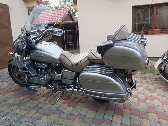 HONDA VALKYRIE INTERSTATE 1500 - 8