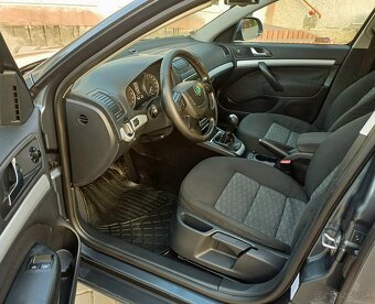 Škoda Octavia Combi 2 Facelift 1.6TDi 77Kw R.V.03/2011 - 8
