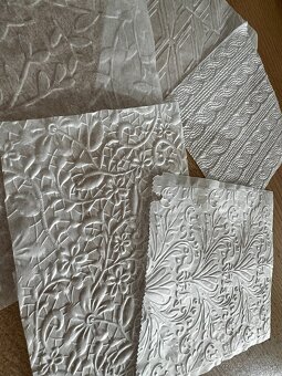 SIZZIX Big Shot vyrezavaci a embosovaci stroj - 8