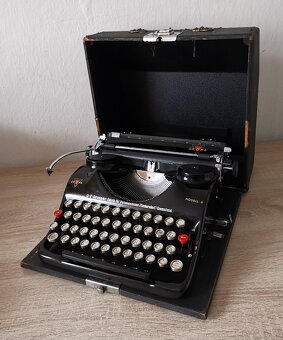 Starožitný písací stroj GROMA Model N z roku 1939 - 8
