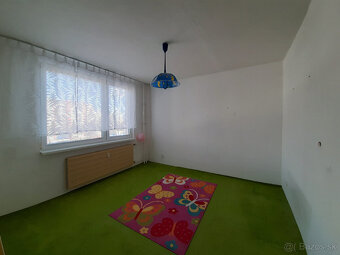 Prenájom 3-izbový byt, 76 m2, balkón, centrum Levice - 8