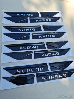 ČIERNE Nápisy s chrómovymi pismenami pre ŠKODA Modely - 8