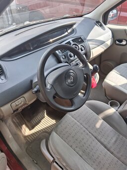 Renault Scenic - 8
