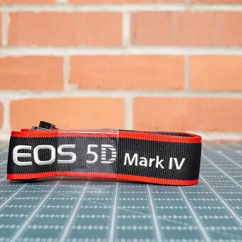 CANON EOS 5D MARK IV - 8