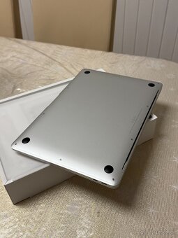MacBook Air 2019 256GB v úžasnom stave - 8