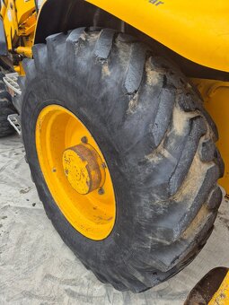 JCB 4CX - 8