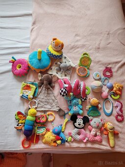 Hrkalky, Hryzatka atď. Spolu 20 ks - 8