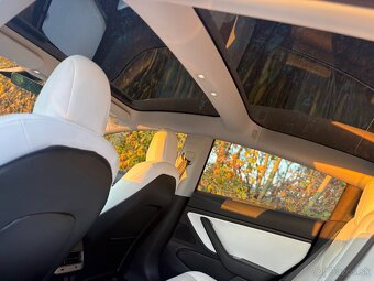 Tesla MODEL 3 Long Range - 8