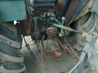 Predám traktor ZETOR stvorvalec, bez TP a ŠPZ. Traktor poj - 8
