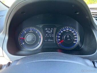 Hyundai i40 1.7 CRDi HP Business A/T odp. DPH - 8