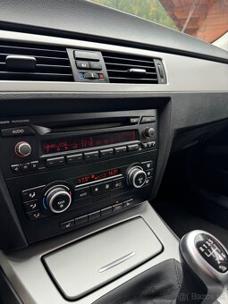 BMW 320i E90 E91 Touring 105kw Benzín - 8