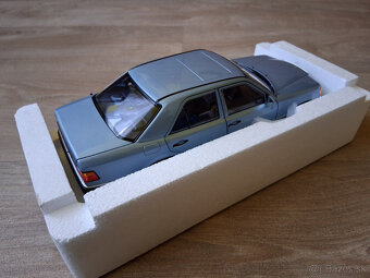 Mercedes-Benz 1:18 - 8