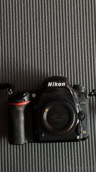 Predam full‑frame fotoaparát Nikon D750 - 8