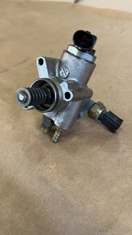 Palivová pumpa 2.0 TFSi EA113 CDL - 8