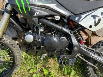 Pitbike YCF 125 - 8
