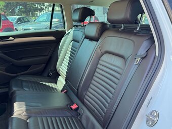 Volkswagen Passat Variant 2.0 TDI BMT Comfortline Business D - 8