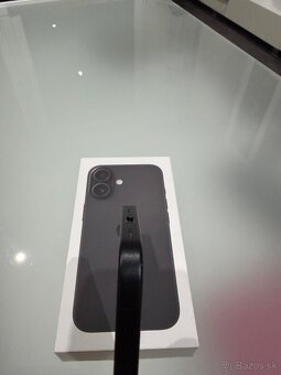 iPhone 16 128 GB - 8
