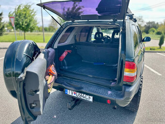 Opel Frontera B 2.2i - 8