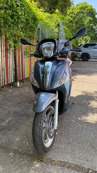 Piaggio Medley 125 - 8