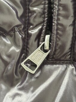 PREDÁM takmer novú zimnú bundu Moncler Maya Giubbot TG 6 - 8