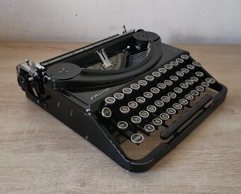 Starožitný švajčiarsky písací stroj PATRIA z roku 1938 - 8