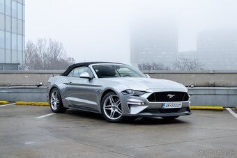 Ford Mustang - 8