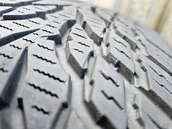 Zimné pneu NOKIAN WR Snowproof - 215/60 r16 99H - 8