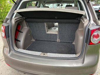 Vw golf 6 plus benzín 2010 - 8