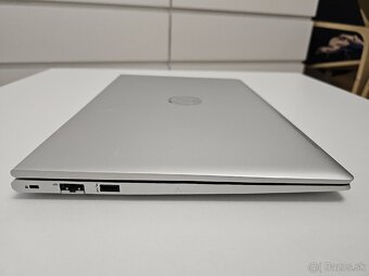 HP Probook G8 - 8