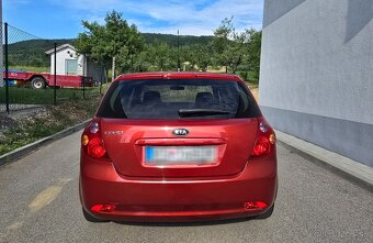 Kia Ceed1.4benzin 2010,95000km,slovenské auto - 8