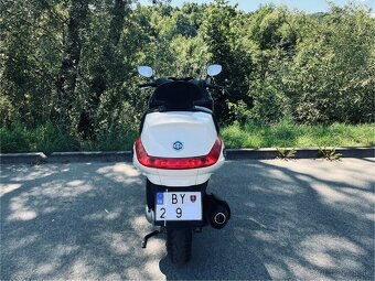 Piaggio Xevo 125 - 8