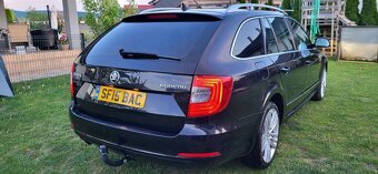 ŠKODA SUPERB II COMBI 2.0 TDI DSG - 8