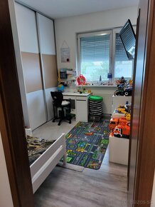 Trojizbový byt s garážou v centre mesta Veľký Meder - 8