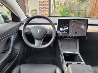 Predám elektro auto TESLA model 3 dual motor, model 2021 - 8