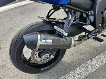 Yamaha Fazer FZ8 - 8