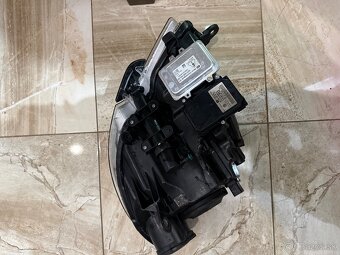 Svetlá Skoda Superb 2 Xenon predfacelift PP PĽ - 8